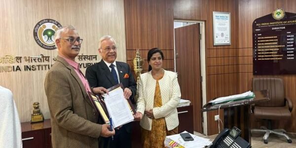 All India Institute of Ayurveda signs MoU with General Insurance Council to provide cashless treatment under 32 insurance companies