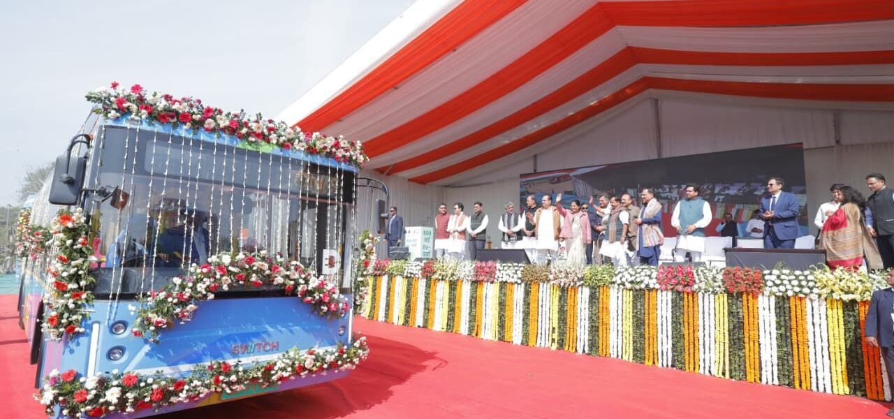 Delhi government flagged off 500 electric buses today