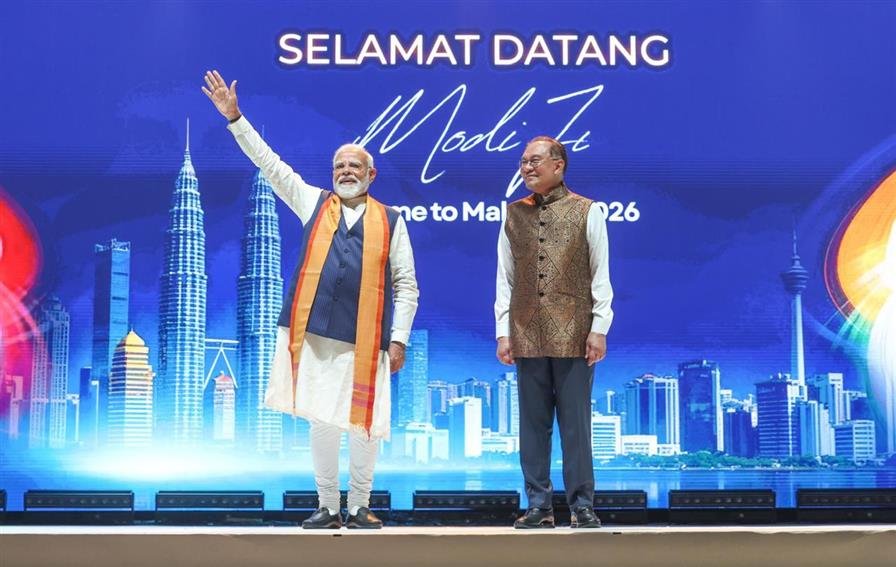 PM Modi and Malaysian PM Anwar Ibrahim participated in the Selamat Datang Modi Ji event.