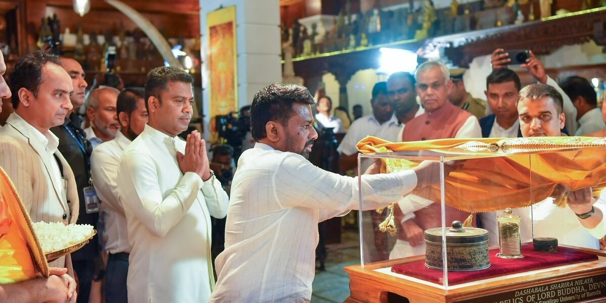 PM Modi expressed his gratitude to the President of Sri Lanka for inaugurating the exhibition of the sacred relics of Devnimori.