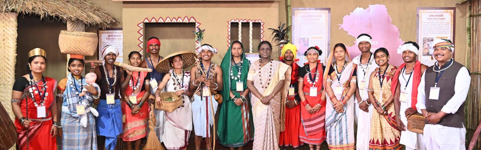 President Droupadi Murmu inaugurated the grand tribal cultural festival Bastar Pandum-2026 in Jagdalpur, Chhattisgarh.