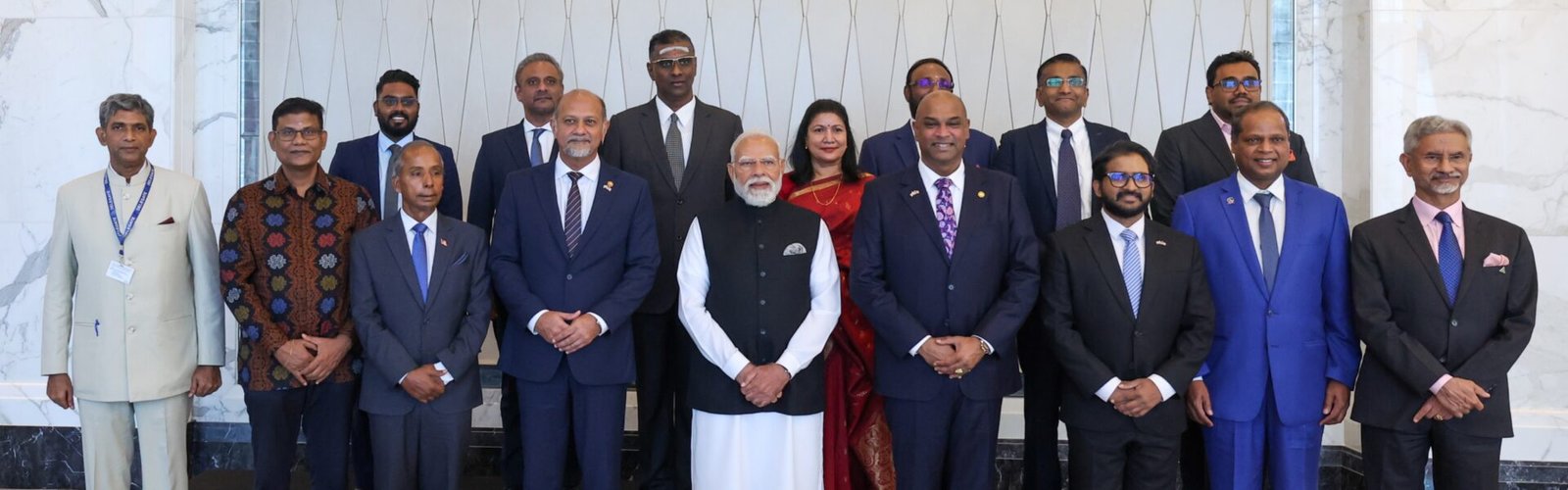 Prime Minister Narendra Modi held discussions with four leading industrialists from Malaysia today.