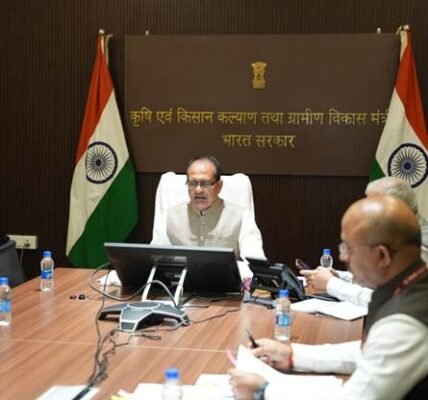 Union Agriculture Minister Shivraj Singh Chouhan reviewed the Rashtriya Krishi Vikas Yojana (RKVY) and Krishi Unnati Yojanas with Agriculture Ministers of 11 states.