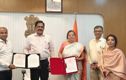 CSIR-NISPR signs MoU with Science City Andhra Pradesh to strengthen STI policy research.