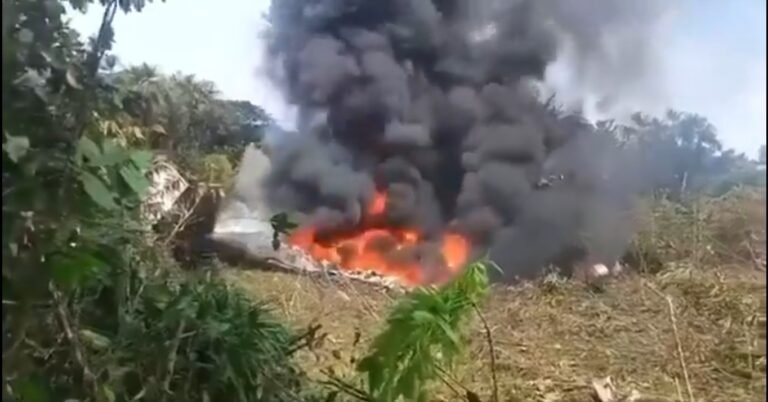 125 लोगों को ले जा रहा कोलंबिया का सैन्य विमान दुर्घटनाग्रस्त; बचाव अभियान जारी