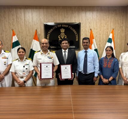 Contract signed with Ms Shofft Shipyard Pvt Ltd, Thane for 04 X 500 Ton Self-Propelled Fuel Barges for Indian Navy
