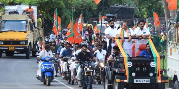 Election campaign in Kerala picks up pace after the three main political parties release their first list of candidates.