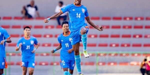 India secures a spot in the semi-finals of the SAFF Under-20 Championship by defeating Pakistan.