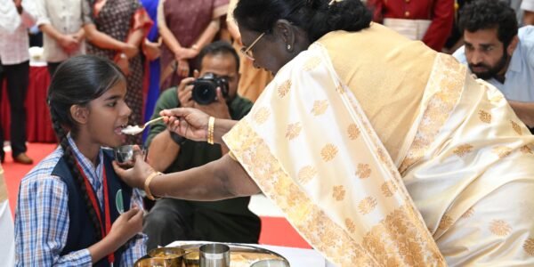 President Droupadi Murmu participated in an event organized to mark the distribution of five billion meals by the Akshaya Patra Foundation.