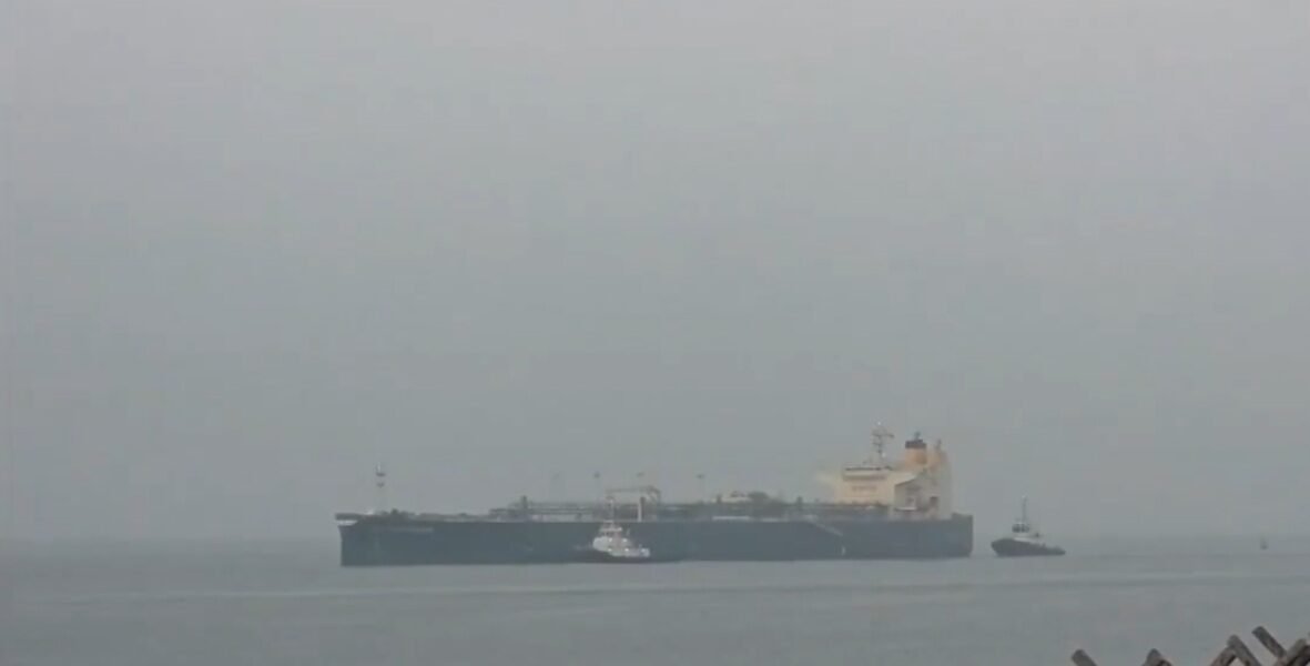 Ships carrying crude oil from Russia and LPG from the US have arrived in Mangaluru, Karnataka.