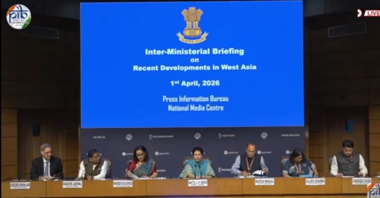 पश्चिम एशिया संघर्ष के बीच सरकार ने कहा, देश में उर्वरक बीज और कृषि रसायनों का पर्याप्‍त भण्‍डारण उपलब्‍ध