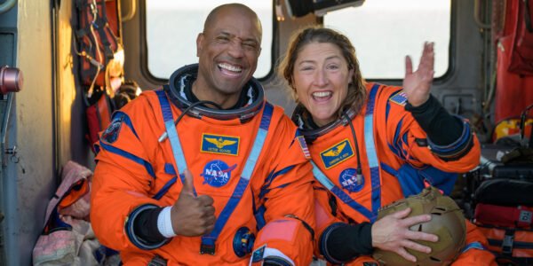 Artemis II Astronauts Return to Earth After Record Orbit of the Moon