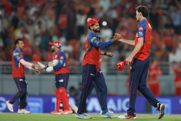 आईपीएल क्रिकेट में पंजाब किंग्स ने लखनऊ सुपर जायंट्स को 54 रन से हराया