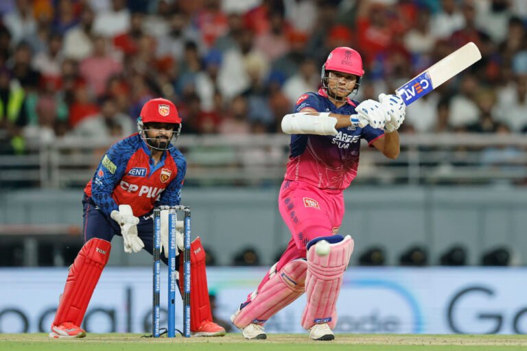 आईपीएल क्रिकेट में राजस्थान रॉयल्स ने पंजाब किंग्स को छह विकेट से हराया