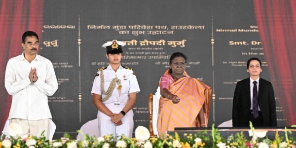 President inaugurated the Planetarium and Science Centre, Nirmal Munda Parivesh Path, Tribal Museum, and Integrated Command and Control Centre in Rourkela