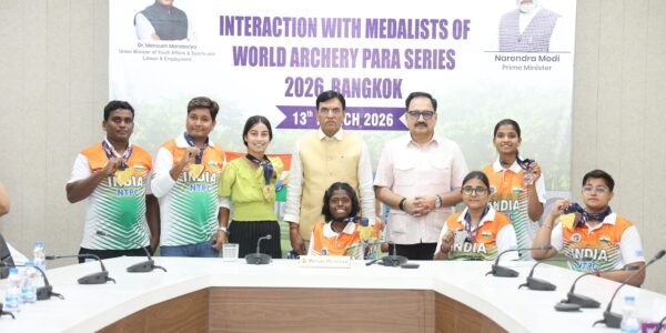 Union Minister Dr. Mansukh Mandaviya felicitated the Indian contingent for their outstanding performance at the Bangkok 2026 World Archery Para Series.