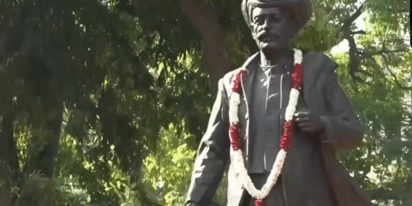 nation is paying tribute to social reformer Mahatma Jyotiba Phule today on his birth anniversary