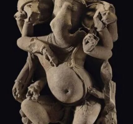 657 stolen artifacts worth