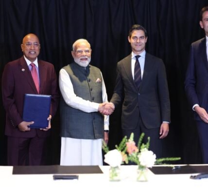 Agreement Signed Between ASML and Tata Electronics for Semiconductor Manufacturing in the Presence of the Prime Minister