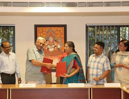 CSIR-NISPR and NIAS have signed a Memorandum of Understanding to strengthen collaboration in science communication and science and technology policy research.