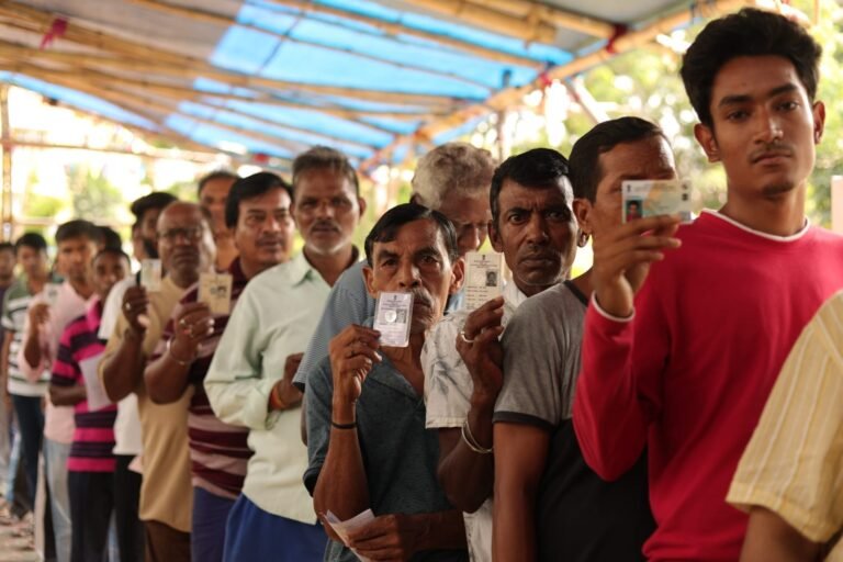 पश्चिम बंगाल की दो विधानसभा सीटों के 15 मतदान केंद्रों पर पुनर्मतदान जारी