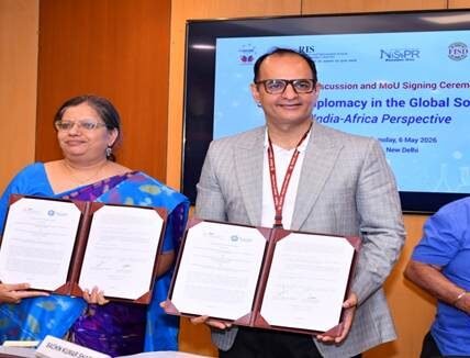 NISCPR signed an MoU with RIS to strengthen Science, Technology, Innovation Policy, and Diplomacy.