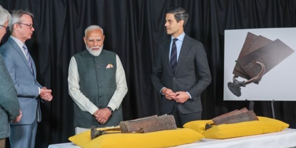 Netherlands Returns 11th-Century Chola Copper Plates to the Government of India