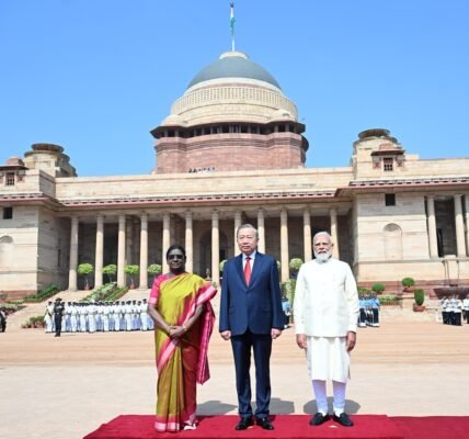 President Droupadi Murmu and Prime Minister Modi accorded a ceremonial welcome to Vietnamese President To Lam.