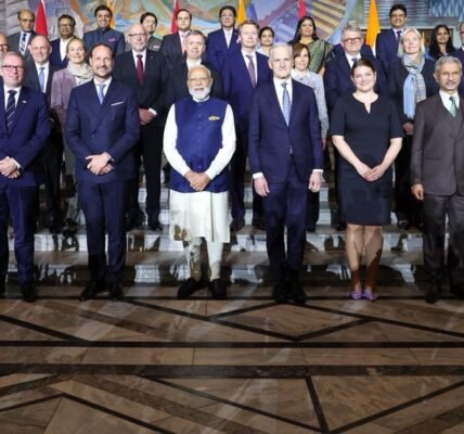 Prime Minister Modi participated in the India-Norway Trade and Research Summit.