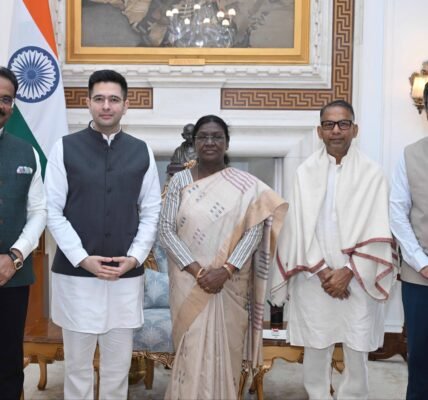 Raghav Chadha and other MPs met with the President and expressed concern over the state administration of Punjab.