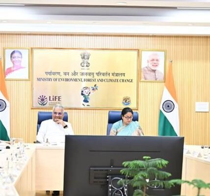 Union Environment Minister reviewed the Delhi-NCR Air Pollution Action Plan with the Chief Minister of Delhi