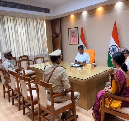 West Bengal government has decided to transfer land to the Border Security Force (BSF) for fencing along the Bangladesh border