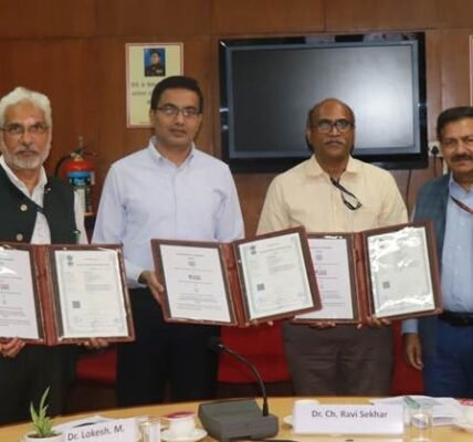 CSIR-CRRI signed a Memorandum of Agreement (MoA) with the Uttar Pradesh government to implement the CAQM framework for the paving and greening of urban roads.