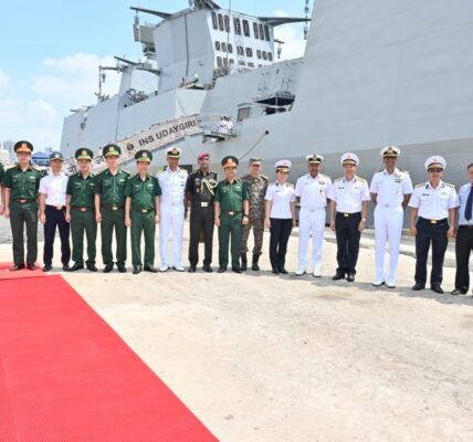 Indian Navy Eastern Fleet ships Udaygiri and Kavaratti arrived at Ho Chi Minh City, Vietnam