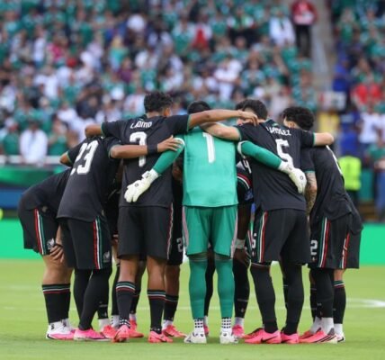 Mexico beat South Korea 1-0 to reach the knockout stage of the FIFA World Cup