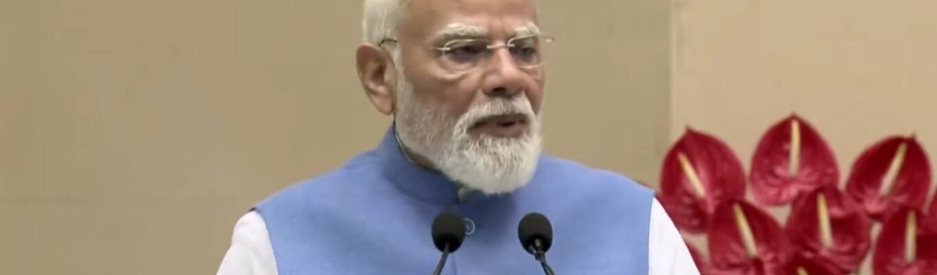 PM Modi distributed incentive funds worth ₹2,400 crore under the Pradhan Mantri Viksit Bharat Rozgar Yojana.