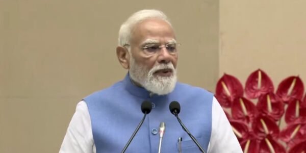 PM Modi distributed incentive funds worth ₹2,400 crore under the Pradhan Mantri Viksit Bharat Rozgar Yojana.
