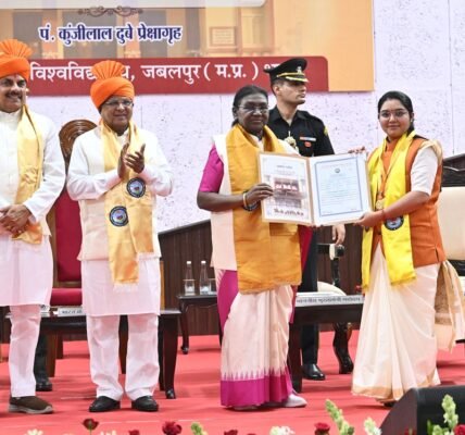 President Droupadi Murmu attended the 36th convocation ceremony of Rani Durgavati University in Jabalpur, Madhya Pradesh, today.