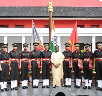 President reviewed the passing-out parade of the 158th Regular Course and the 141st Technical Graduate Course at the Indian Military Academy