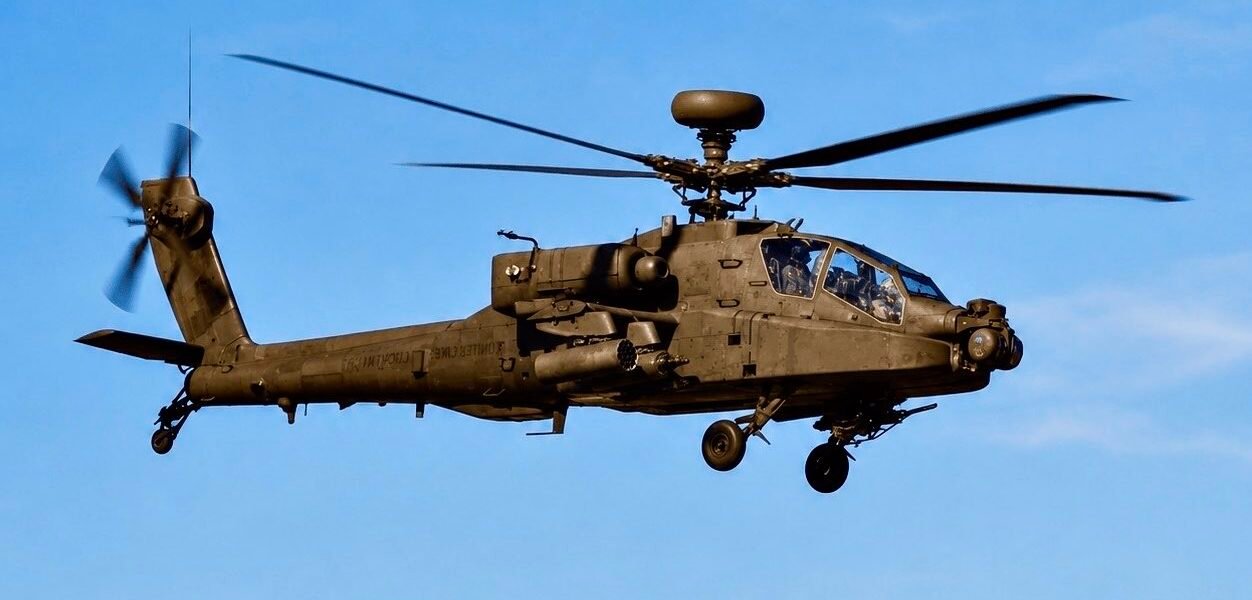 US military Apache helicopter