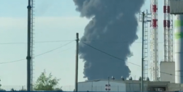 Ukraine has launched its largest-ever attack on St. Petersburg and the surrounding areas.