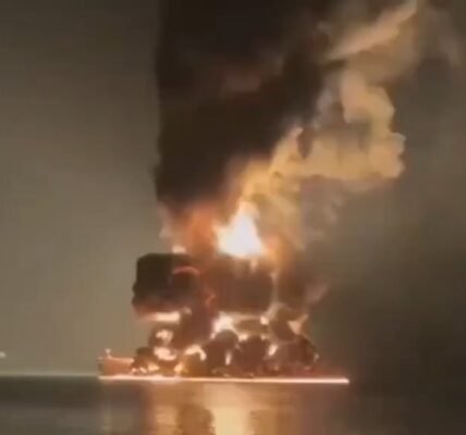 In response to Iranian attacks on ships in Hormuz, the US resumed the blockade of Iranian ports.