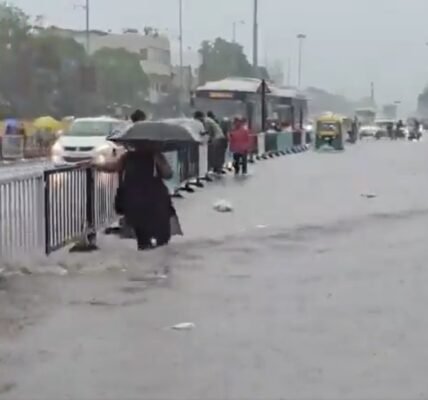 Normal life and road traffic severely affected by heavy rains in Gujarat.