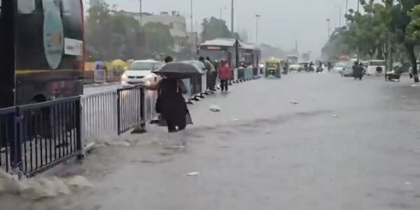 Normal life and road traffic severely affected by heavy rains in Gujarat.