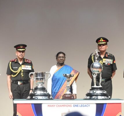 President Droupadi Murmu unveiled the trophies for the Durand Cup tournament 2026 at a ceremony held at the Rashtrapati Bhavan Cultural Centre today.