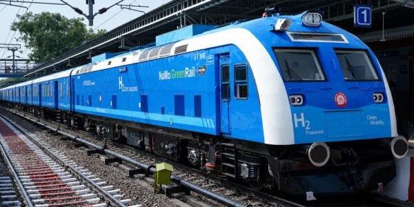 hydrogen fuel cell train