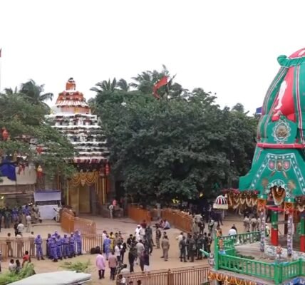 world-famous Bahuda Yatr is being held today in Puri, Odisha