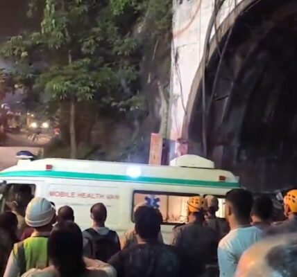 7 workers killed, 14 injured due to landslide and water leakage in an under-construction tunnel in Chamoli, Uttarakhand.
