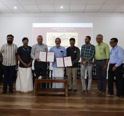 CCRAS-NIIMH signed a MoU with the Sevadhi Museum and Indological Research Institute for the digitization of medical manuscripts.