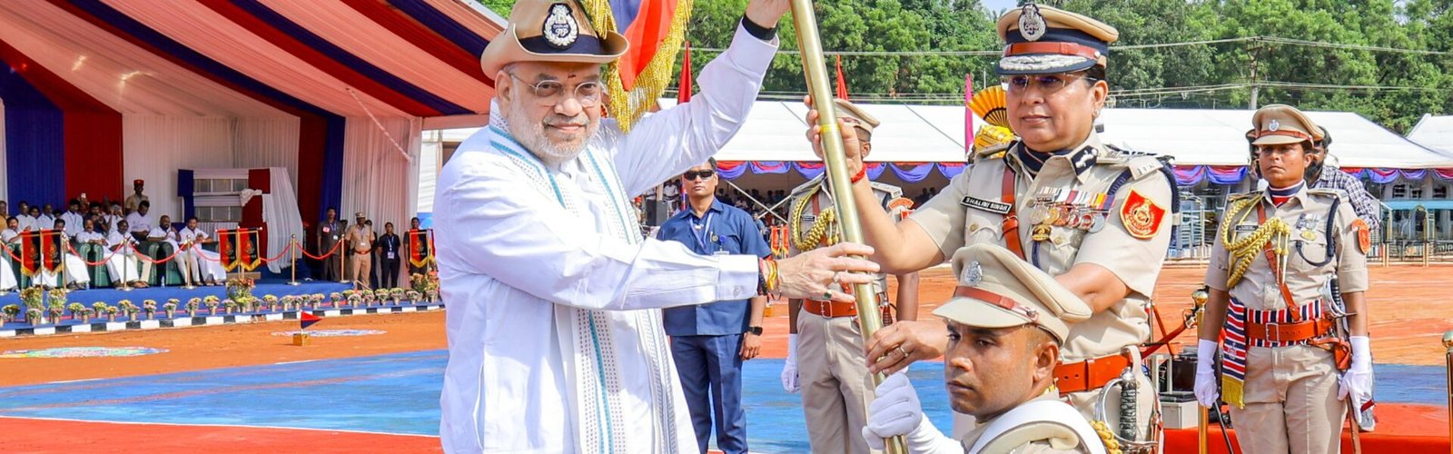 Home Minister Amit Shah presented the President Colours to the Puducherry Police today.